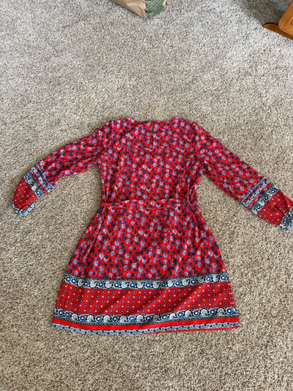 Red Floral Pattern Dress - Picture 6 of 9